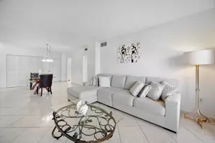 1980 S Ocean Dr, Hallandale Beach, FL 33009 - Photo 3