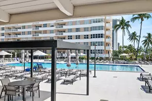 1980 S Ocean Dr, Hallandale Beach, FL 33009 - Photo 19