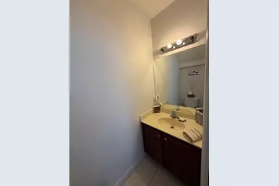 1047 NE 208th Street, Miami, FL 33179 - Photo 15