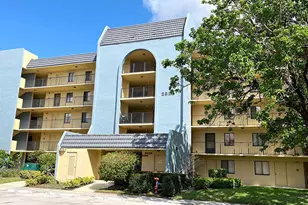 2828 Tennis Club Dr, West Palm Beach, FL 33417 - Photo 1