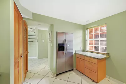 670 Tennis Club Drive #312, Fort Lauderdale, FL 33311 - Photo 7