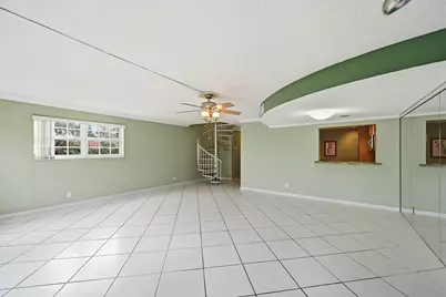 670 Tennis Club Drive #312, Fort Lauderdale, FL 33311 - Photo 3