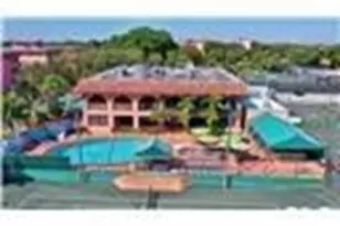 670 Tennis Club Dr, Fort Lauderdale, FL 33311 - Photo 27
