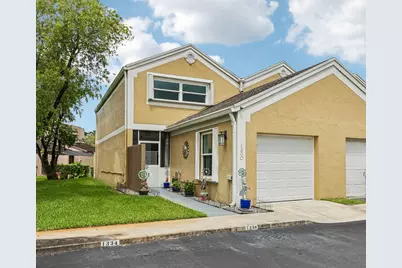 1330 NW 123rd Avenue, Pembroke Pines, FL 33026 - Photo 1