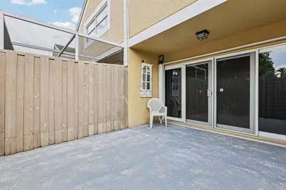 1330 NW 123rd Avenue, Pembroke Pines, FL 33026 - Photo 31