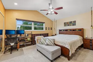 1330 NW 123rd Ave, Pembroke Pines, FL 33026 - Photo 19