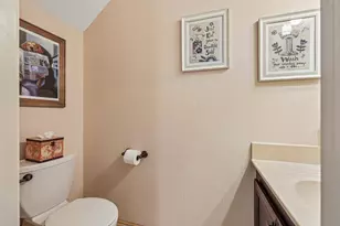 1330 NW 123rd Ave, Pembroke Pines, FL 33026 - Photo 17