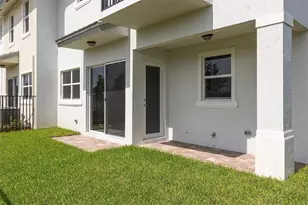 6990 Pines Cir, Coconut Creek, FL 33073 - Photo 7