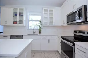 6990 Pines Cir, Coconut Creek, FL 33073 - Photo 5