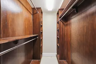1060 NE 123rd St, North Miami, FL 33161 - Photo 27