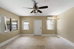 1060 NE 123rd St, North Miami, FL 33161 - Photo 23