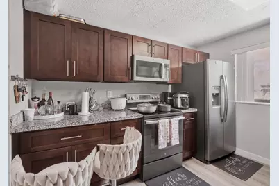 2710 W 60th Place #205, Hialeah, FL 33016 - Photo 21
