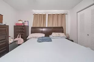 2710 W 60th Pl, Hialeah, FL 33016 - Photo 15
