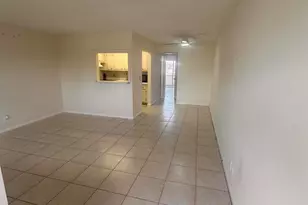 39 Cambridge B, West Palm Beach, FL 33417 - Photo 3