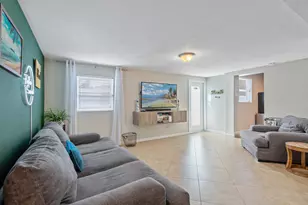 2012 SW 4th Ave, Fort Lauderdale, FL 33315 - Photo 23