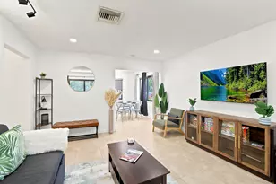105 SE 2nd St, Dania Beach, FL 33004 - Photo 3
