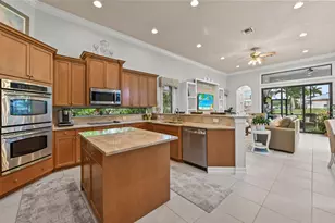 8729 Wellington View Dr, West Palm Beach, FL 33411 - Photo 13