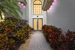 8729 Wellington View Dr, West Palm Beach, FL 33411 - Photo 7