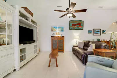 10301 Chapman Oak Court, Palm Beach Gardens, FL 33410 - Photo 7