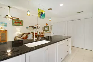 10301 Chapman Oak Ct, Palm Beach Gardens, FL 33410 - Photo 5