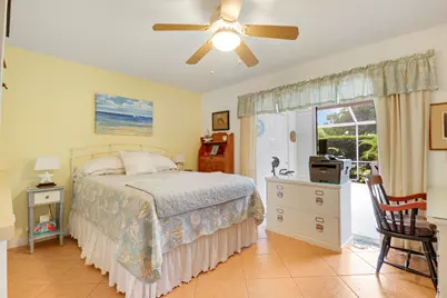 10301 Chapman Oak Court, Palm Beach Gardens, FL 33410 - Photo 17