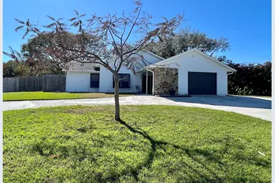 311 Anchor Way, Fort Pierce, FL 34946 - Photo 1