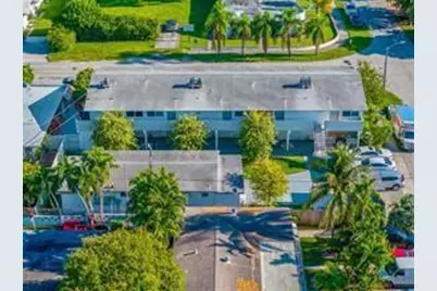 720 NE 7th Street #4, Hallandale Beach, FL 33009 - Photo 17