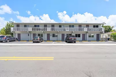 720 NE 7th Street #4, Hallandale Beach, FL 33009 - Photo 19