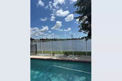 5220 NW 53rd Avenue, Coconut Creek, FL 33073 - Photo 3