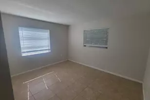 242 SE 24th Ave, Boynton Beach, FL 33435 - Photo 11
