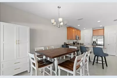 3725 Crofton Court, Fort Myers, FL 33916 - Photo 5