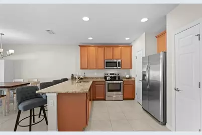 3725 Crofton Court, Fort Myers, FL 33916 - Photo 9