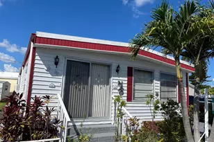 8708 SW 16th St, Davie, FL 33324 - Photo 1