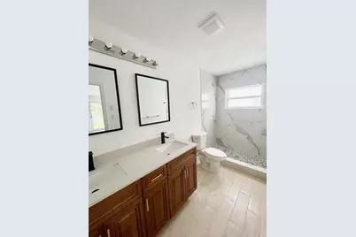 6606 NW 95th Avenue, Tamarac, FL 33321 - Photo 9