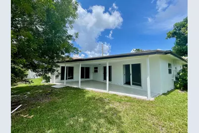 6606 NW 95th Avenue, Tamarac, FL 33321 - Photo 17