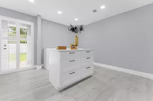 6692 N Grande Dr, Boca Raton, FL 33433 - Photo 43