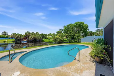 1401 SW 28th Terrace, Deerfield Beach, FL 33442 - Photo 27