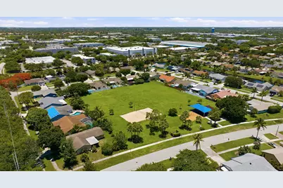 1401 SW 28th Terrace, Deerfield Beach, FL 33442 - Photo 49