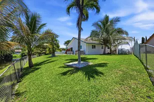 1401 SW 28th Terrace, Deerfield Beach, FL 33442 - Photo 37