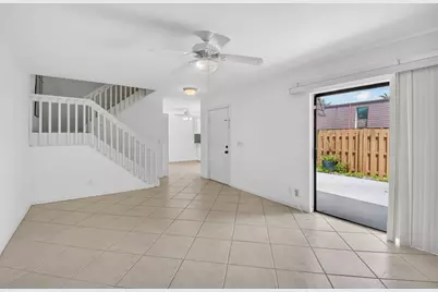 7582 Courtyard Run E, Boca Raton, FL 33433 - Photo 11