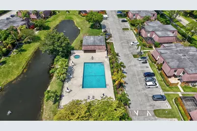 7582 Courtyard Run E, Boca Raton, FL 33433 - Photo 43