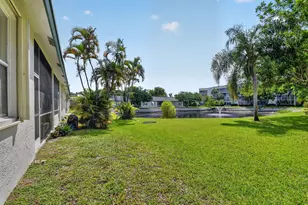 3162 Via Poinciana, Lake Worth, FL 33467 - Photo 37