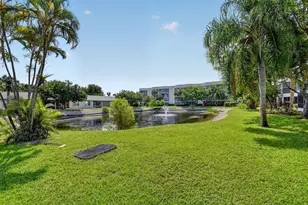3162 Via Poinciana, Lake Worth, FL 33467 - Photo 41