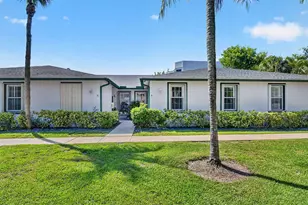 3162 Via Poinciana, Lake Worth, FL 33467 - Photo 1