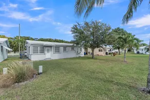 3240 Sheridan Ln, Hollywood, FL 33021 - Photo 35