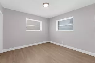 3240 Sheridan Ln, Hollywood, FL 33021 - Photo 15