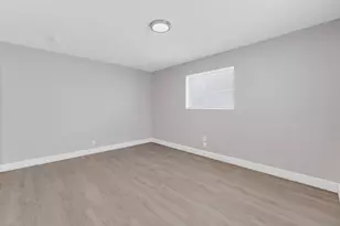 3240 Sheridan Ln, Hollywood, FL 33021 - Photo 19