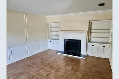 3913 Northampton Way, Tampa, FL 33618 - Photo 7