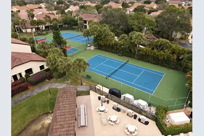 3340 Lucerne Park Drive, Greenacres, FL 33467 - Photo 11