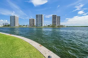 37 Yacht Club Dr, North Palm Beach, FL 33408 - Photo 47